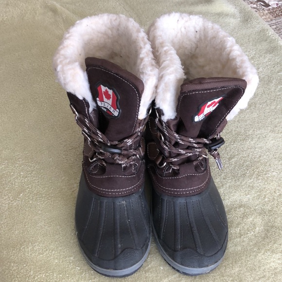 Winter Boots for kids like new size 3 - Picture 2 of 6